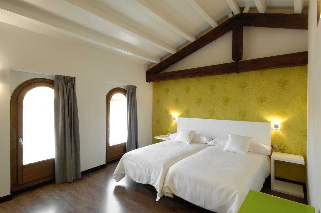 Hotel Cienbalcones ダロカ エクステリア 写真