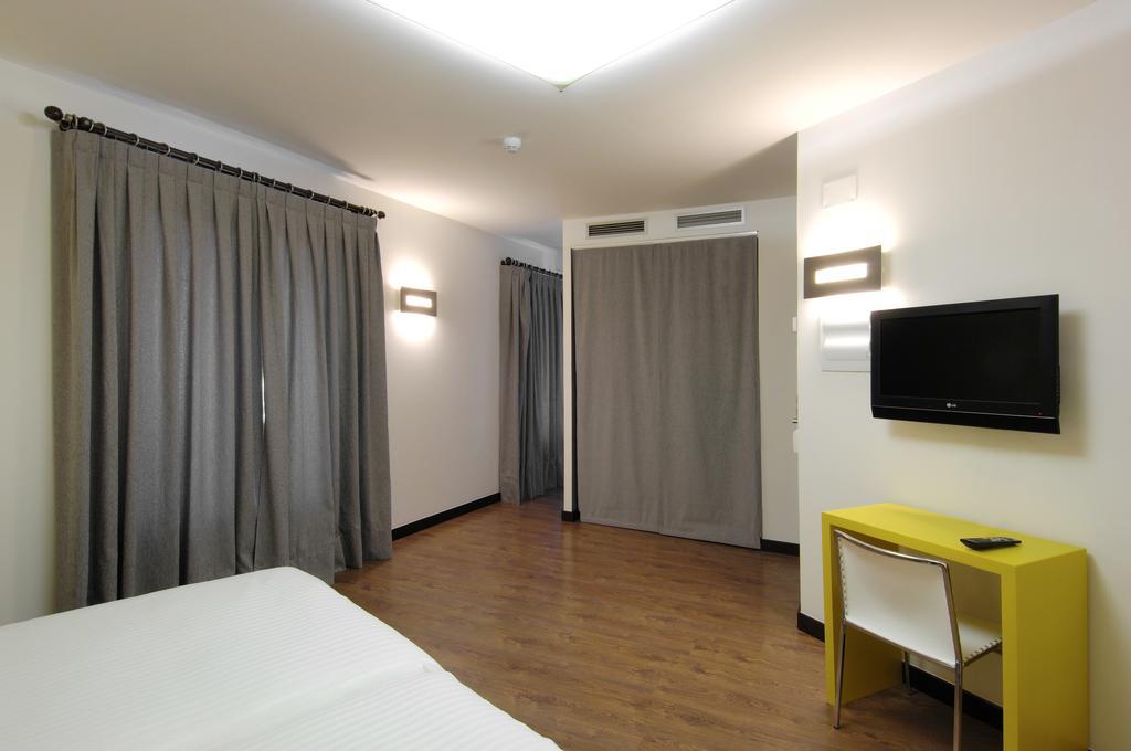 Hotel Cienbalcones ダロカ エクステリア 写真