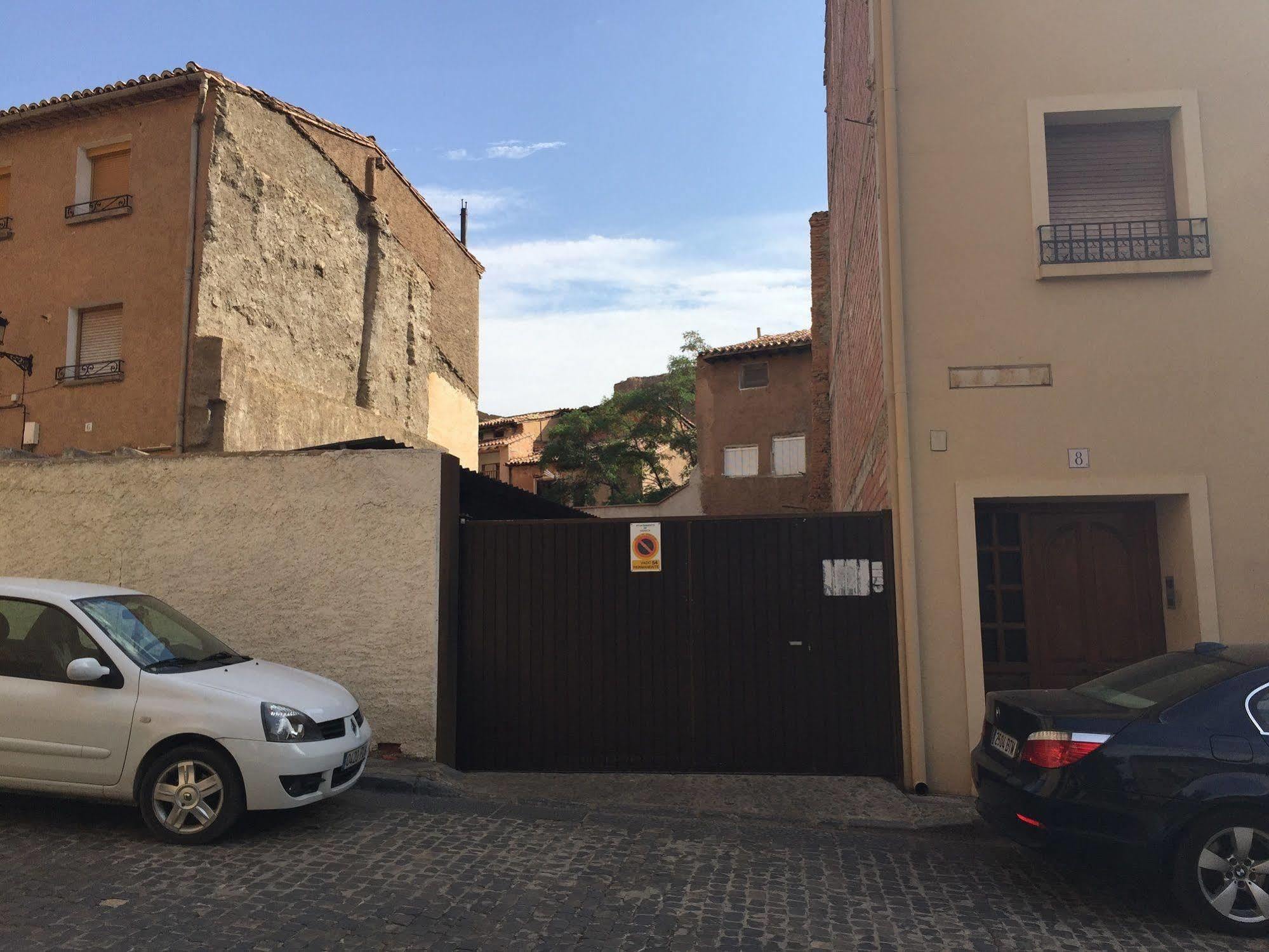 Hotel Cienbalcones ダロカ エクステリア 写真