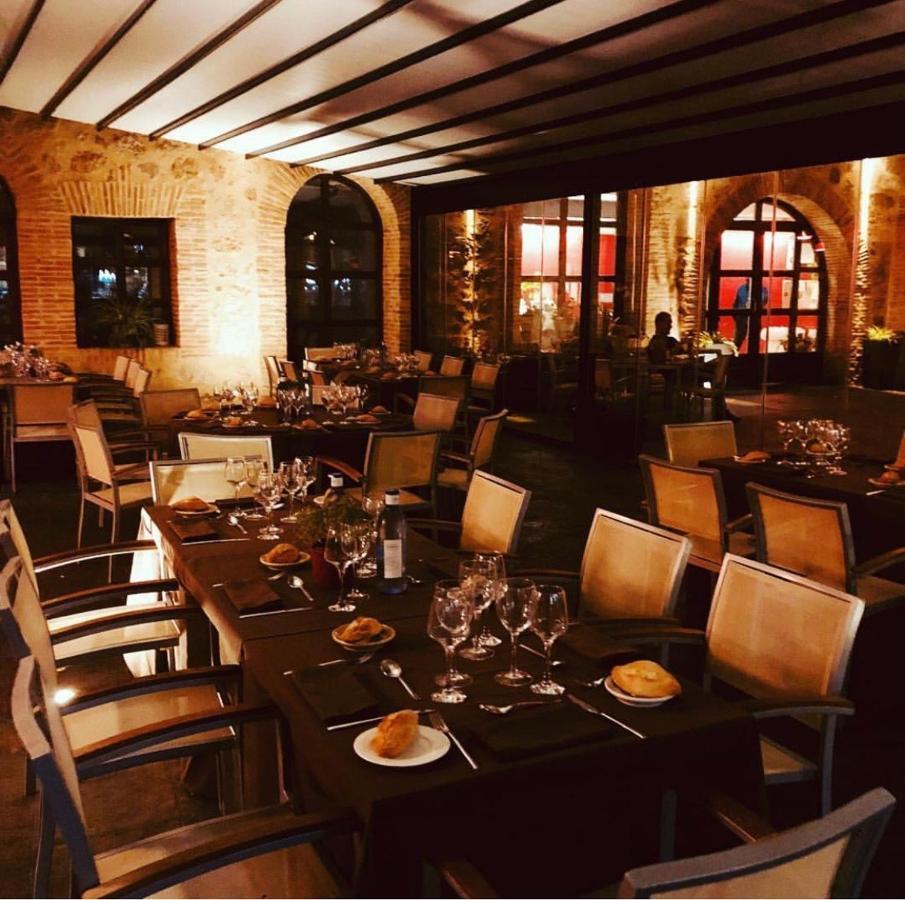 Hotel Cienbalcones ダロカ エクステリア 写真